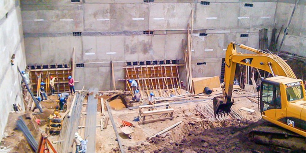 Excavaciones Profundas con Muros Anclados2